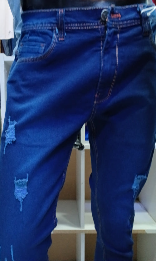 Jeans azul rasgados talla 36