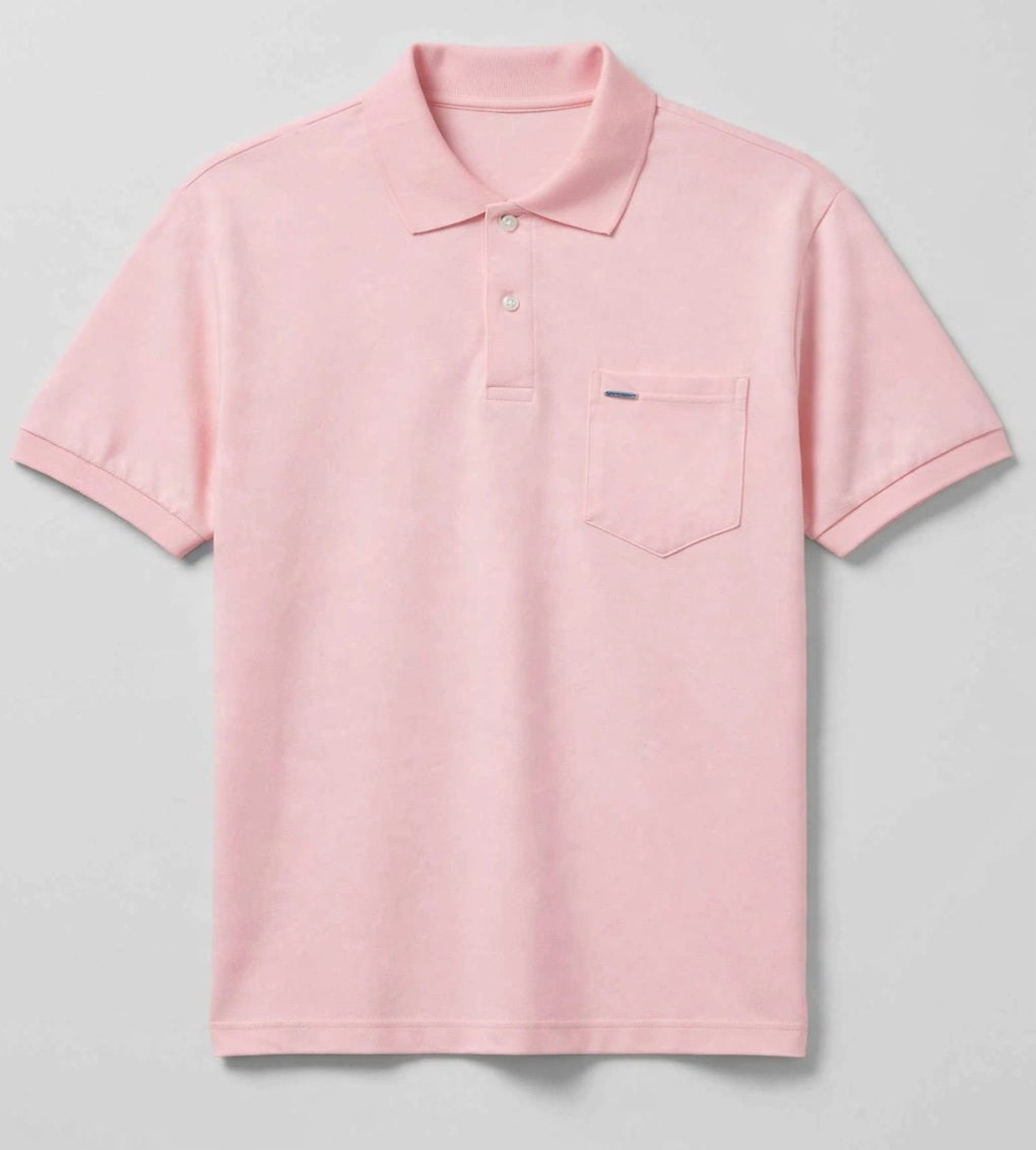 Polera cuello camisa y manga corta.